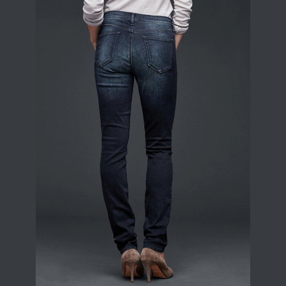 Gap 1969 Resolution Slim Straight Dark Wash Sz 32